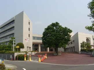 愛媛県立医療技術大学まで1142m