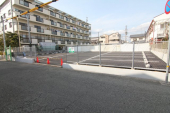 尼崎市上ノ島町３丁目の駐車場の画像