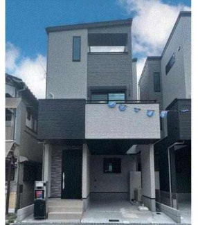 ２号地　外観　価格３８８０万円　太陽光発電システム搭載の邸宅
