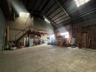 奈良県大和郡山市小泉町の倉庫の画像