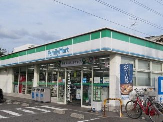 ファミリーマート堺緑ケ丘中町店まで470m