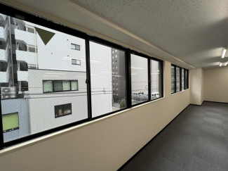 大阪市中央区道修町１丁目の店舗事務所の画像