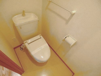 コンパクトなトイレ