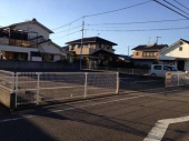 松山市土居田町の駐車場の画像