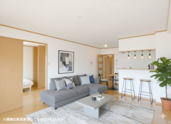 【居間・リビング】 ★明るく広々としたLDKです