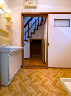 松山市中村2丁目の中古一戸建ての画像