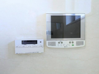 浴室にはテレビ&追い焚き機能完備!リラックスタイムをワンラン