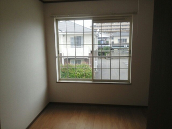 【内装】 明るい室内です