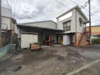 伊予郡砥部町重光の倉庫の画像