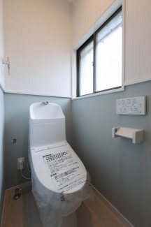 温水洗浄便座付きで快適なトイレタイムを