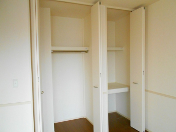 【収納】 【収納】