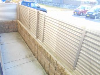 【バルコニー】 【バルコニー】