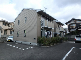 【駐車場】 【駐車場】