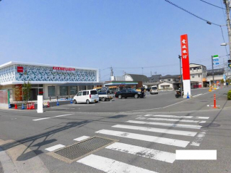 愛媛銀行はなみずき支店まで683m