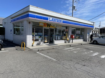 ローソン松山久米窪田町店まで704m