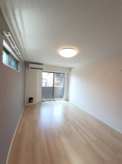 【内装】 【内装】