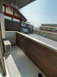 【バルコニー】 【バルコニー】