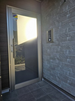 【セキュリティ】 オートロックの賃貸アパートです