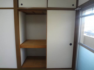 【収納】 【収納】