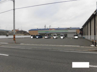 ファミリーマート伊予下吾川店まで264m