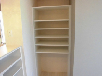 【収納】 【収納】