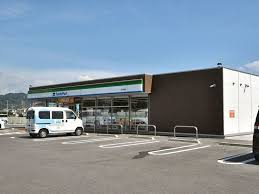 ファミリーマート松山和気店まで1470m