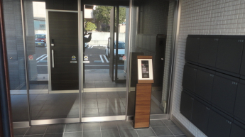 【エントランス】 【エントランス】