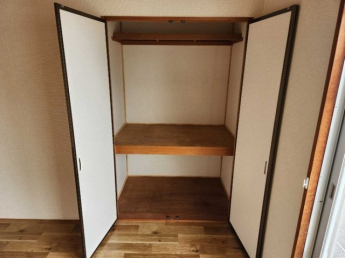 【収納】 【収納】