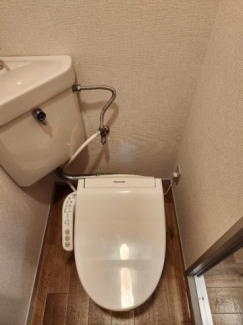 【トイレ】 【トイレ】