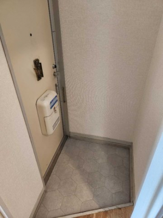 【玄関】 【玄関】