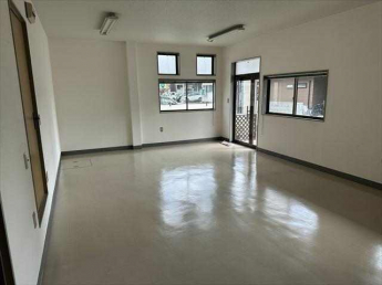 細井店舗の画像