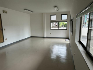 細井店舗の画像