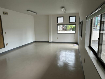 細井店舗の画像