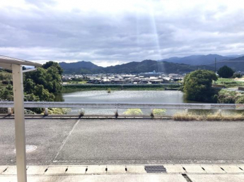 今治市国分1丁目 中古住宅の画像