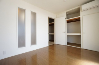 【寝室】 【寝室】