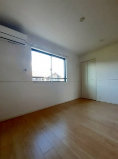 【内装】 明るい室内です