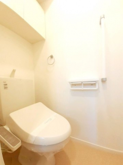 【トイレ】 落ち着いたトイレです