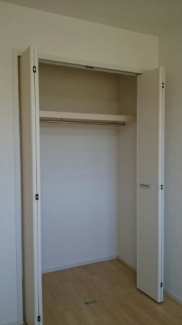 【収納】 こまごまとしたものを収納できそうですね