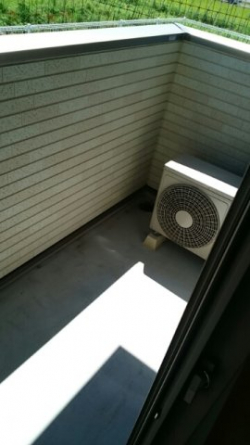 【バルコニー】 バルコニーからの眺めを楽しみながら食事をしませんか