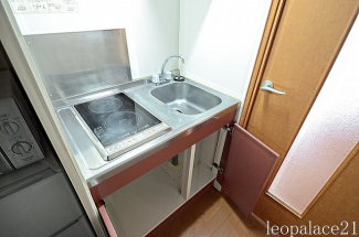 【キッチン】 備品や設備仕様は号室等により異なります現地をご確認下さい。