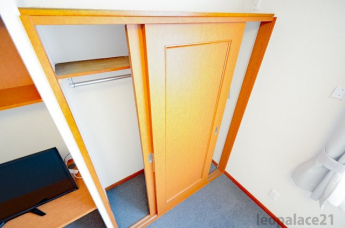 【内装】 備品や設備仕様は号室等により異なります現地をご確認下さい。