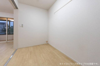 【内装】 明るい室内です