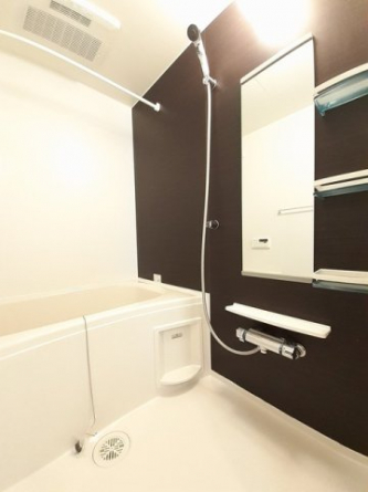 【風呂】 ゆったり過ごせるお風呂です