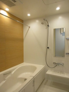 【風呂】 日々の疲れを癒すお風呂付です