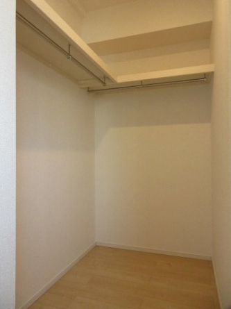 【収納】 たっぷりとした収納スペースです