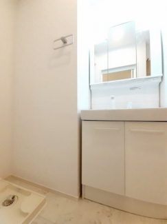 【洗面所】 洗面所です