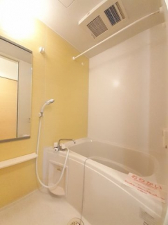 【風呂】 お風呂で日々の疲れを落としましょう