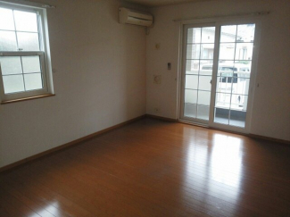 【居間・リビング】 ゆったり過ごせるリビングです