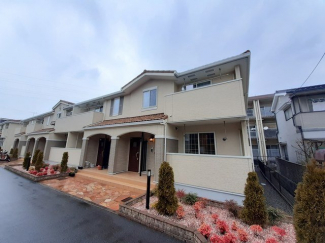 【外観】 外観もきれいです