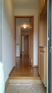 【玄関】 ゆったりとした玄関です